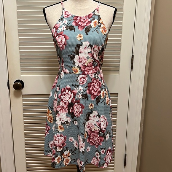 Soprano Dresses & Skirts - 72. Adorable Soprano Fit and Flare Dress in Mint